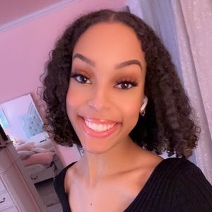 Meet your Posher, Miya